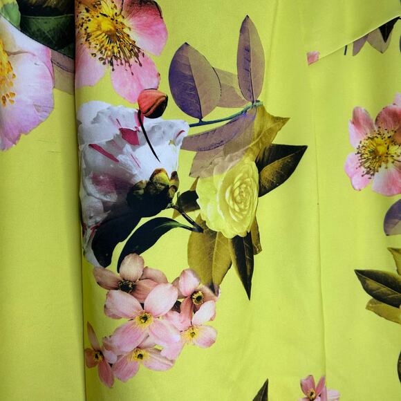 BOLD Elements Skirt-XL- bright yellow floral, stretchy,‎ summer, fun - Picture 3 of 4